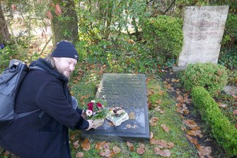 Workshop Steinmeyers Erbe(n), Spaziergang über den Leipziger Südfriedhof, Bild: SAW