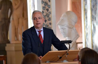 PROPYLÄEN, Bild 4 Begrüßung: Hellmut Seeman, Präsident der Klassik Stiftung Weimar, Foto: © Klassik Stiftung Weimar