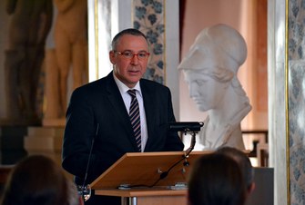 PROPYLÄEN, Bild 7 Einführung: Dr. Bernhard Fischer, Direktor des Goethe- und Schiller-Archivs